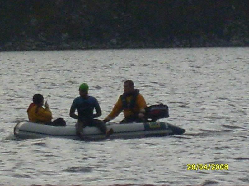 نقره لتكبير أو تصغير الصورة ونقرتين لعرض الصورة في صفحة مستقلة بحجمها الطبيعي