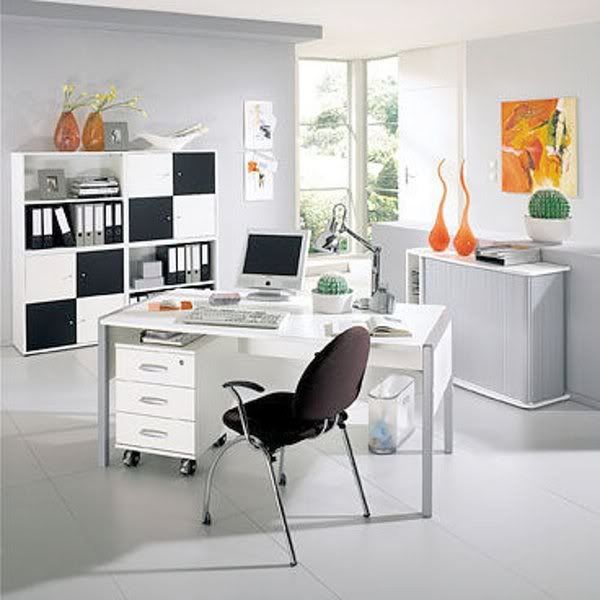 moderne-buro-schreibtische-139271.jpg