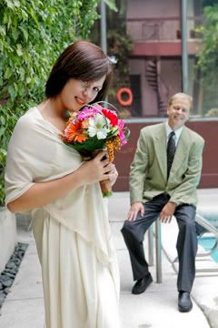 IMAGE: http://i159.photobucket.com/albums/t145/cjsales_photography/wedding/GY6E3375.jpg