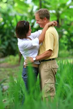 IMAGE: http://i159.photobucket.com/albums/t145/cjsales_photography/wedding/IMG_8407.jpg