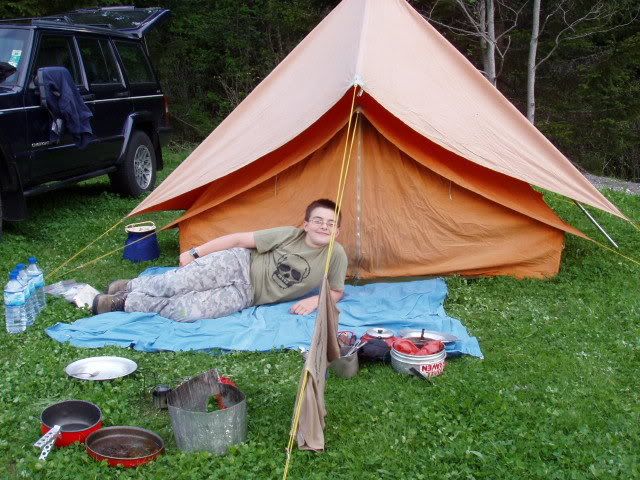 tent03.jpg