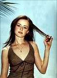 th_alexis_bledel_77.jpg