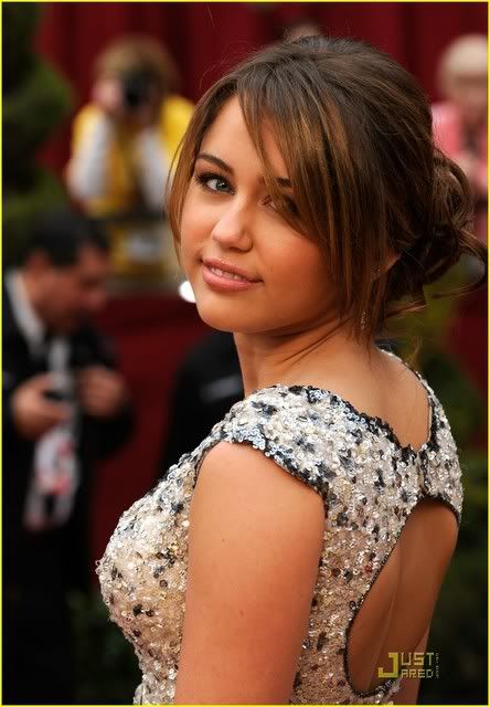 miley cyrus hairstyles 2009. Hairstyle 7