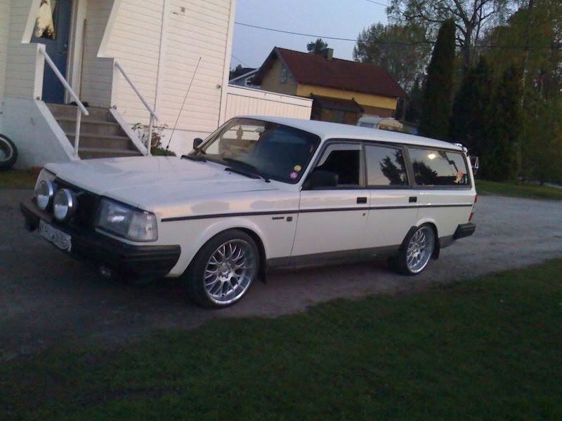 http://i159.photobucket.com/albums/t154/Exerqtor/245/IMG_0068.jpg