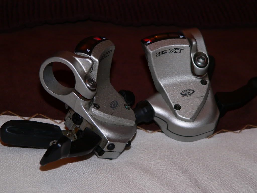 xt dual control shifters