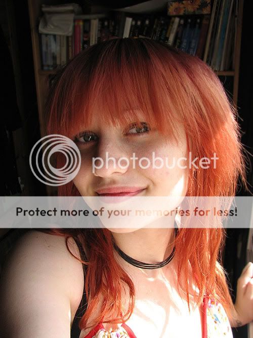 http://i159.photobucket.com/albums/t156/LuxxxAeterna/redhead004.jpg